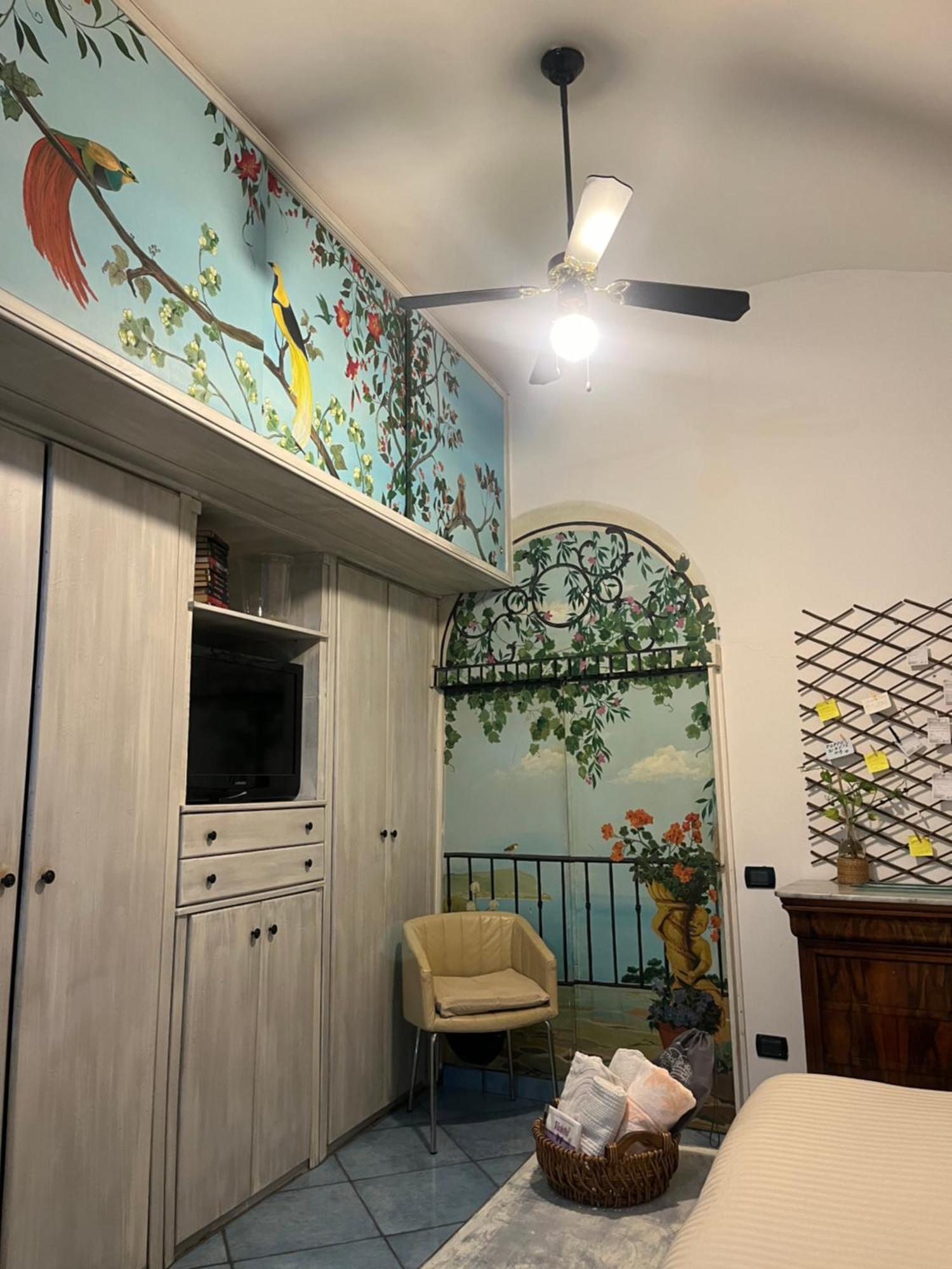Mari Mari Apartment Naples Exterior photo
